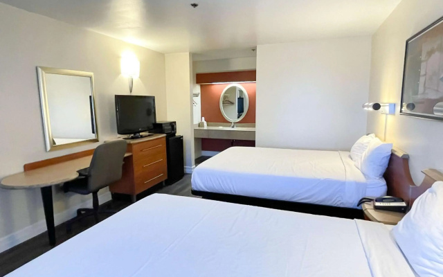 Motel 6 Barstow