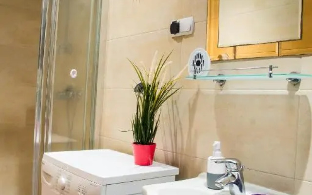 Apartament Brązowy Narutowicza 11