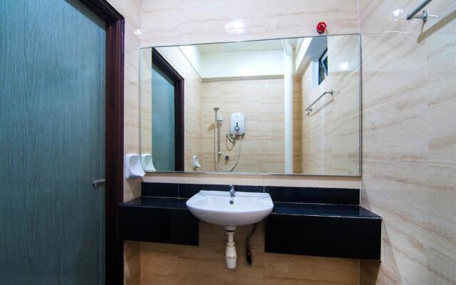 OYO 528 Sea Princess Hotel