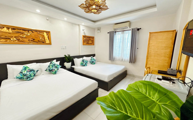 Calmette Hotel