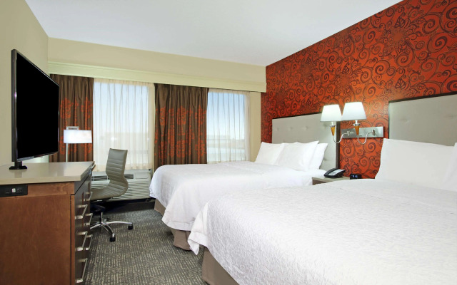 Hampton Inn & Suites Columbus-Downtown