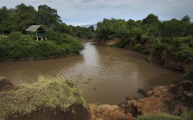 Fairmont Mara Safari Club