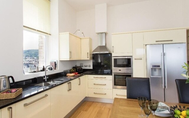 Apartment 4 Granville Point