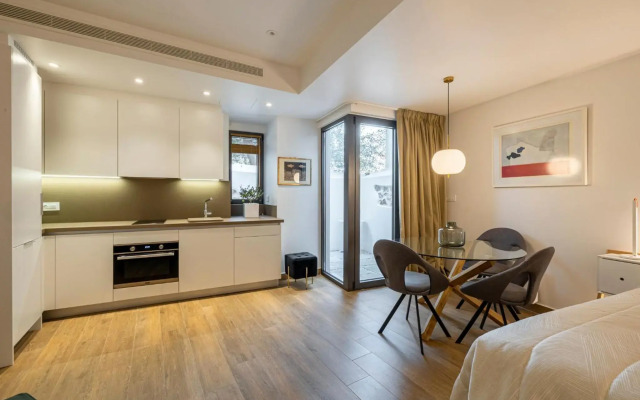 102- HiEndAccomodation-TopLocation