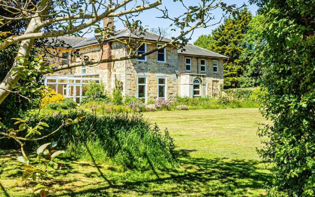 Cosy Wolf Bed & Breakfast