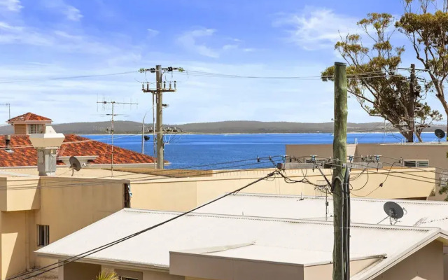 Lillian Street, Unit 1/2