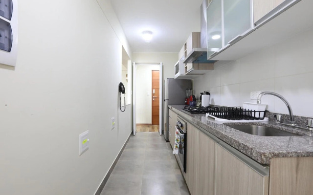 Oceanview 10th Floor Fam Apt W/ Great Common Areas