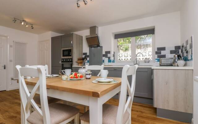 Strawberries & Cream Retreat