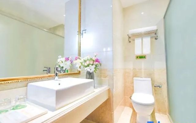 Vienna 3 Best Hotel (Wuchang) – Bathroom – Harbin