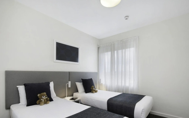 Quest Mawson Lakes