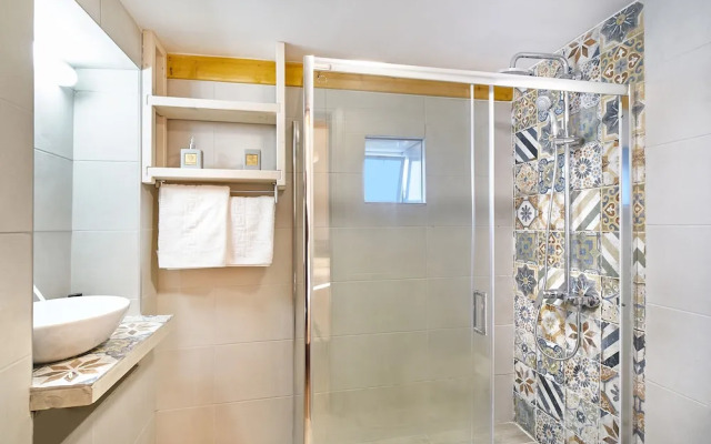 Achilleas Apartments