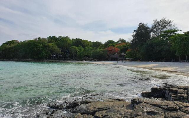 Blue Bay Bungalow