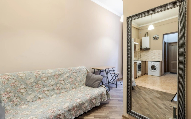 Apartment on Stavropihiiska Street 2