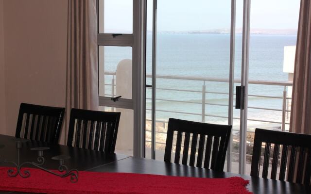 12 Calypso Mansion Self catering
