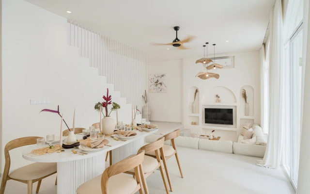 Mazari Luxury Villas