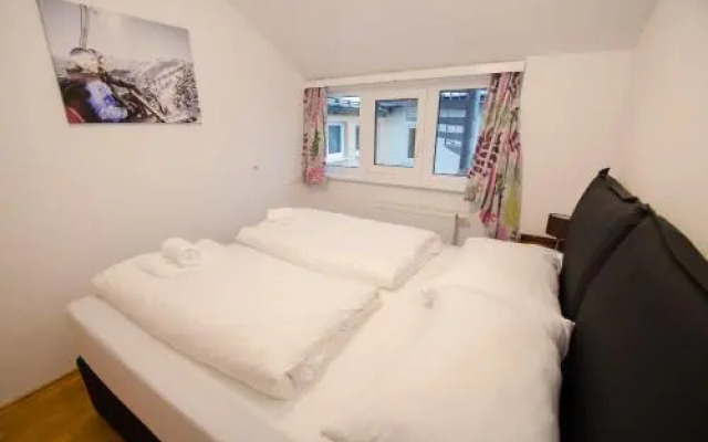 Penthouse Zell am See by Kaprun Rentals