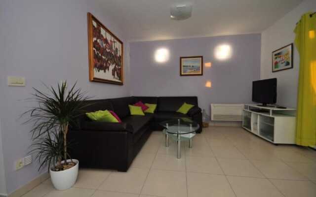 Njoko - sea View & Private Parking - A1 Plavi