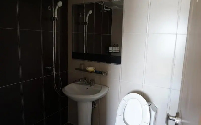 Goodstay Opera Motel