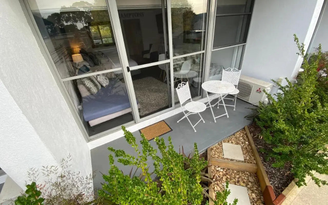 Comfort Inn Lorneview Apartments