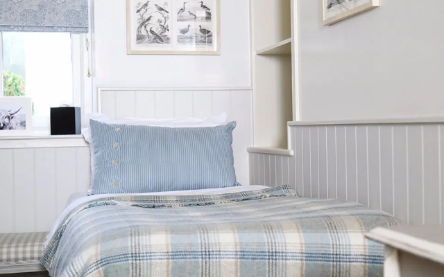 The Loch Lomond Arms Hotel