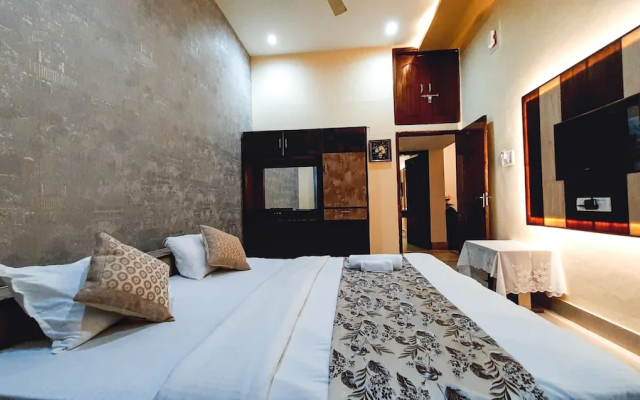 Hotel Rajyashree Palace