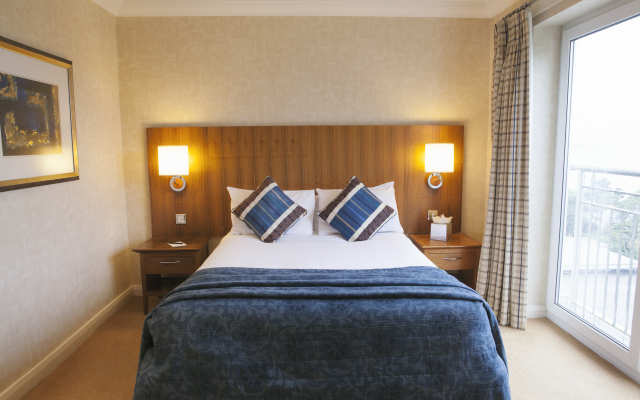 Harbour Heights Hotel