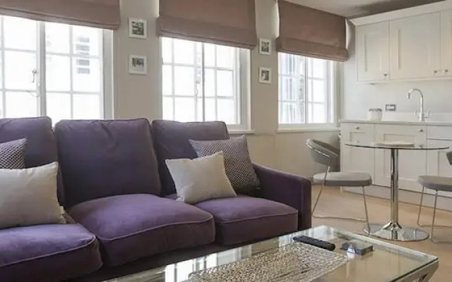 No.8 Waterloo Apartments