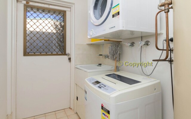 Acacia Kingscliff Town Holiday Apartment