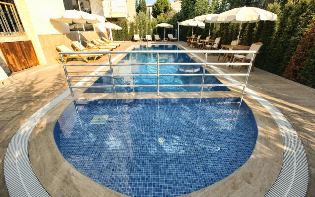 Niss Business Hotel