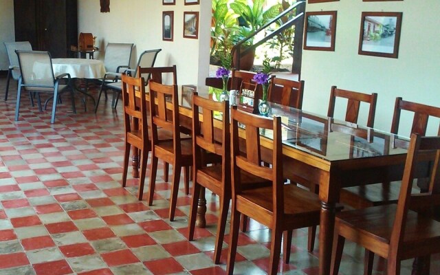 Guesthouse Los Corredores del Castillo