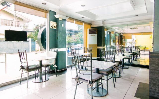 Rochelle Apartelle by Oyo Rooms