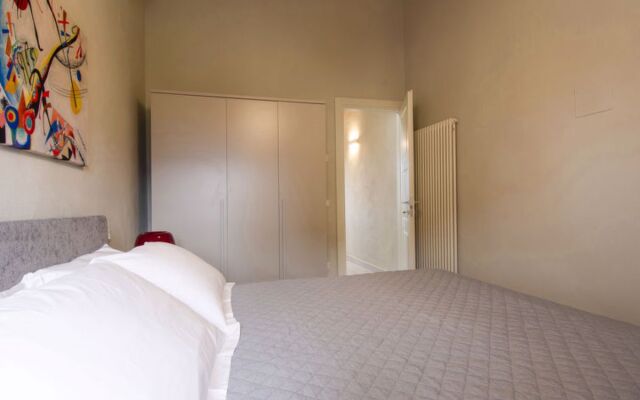 House Glicine Lucca