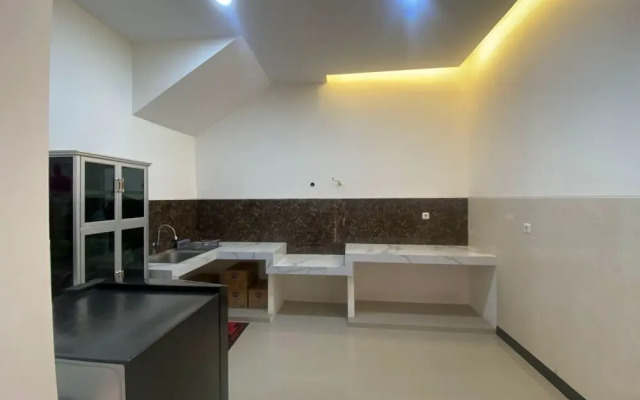 Kanggo Riko Family Homestay Mitra RedDoorz