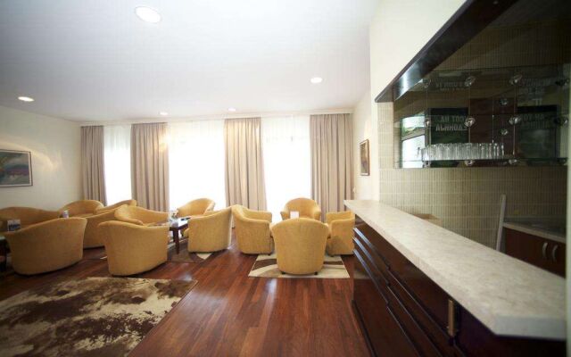Epinal Hotel Shirok Sokak