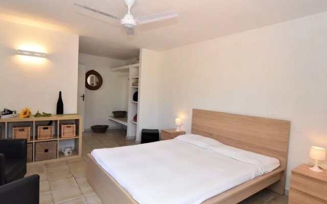 Belvilla by OYO Villa Alexa