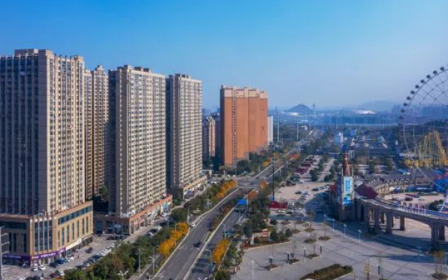 Elong Ruiyun Hotel (Bengbu Carnival Store)