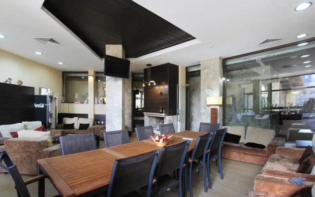 Alpine Lodge Hotel