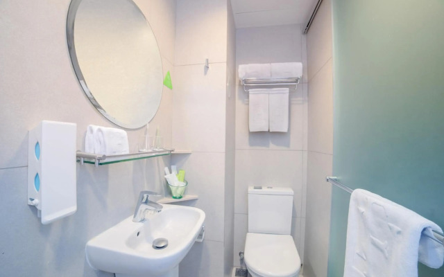 Hotel Ease Mong Kok