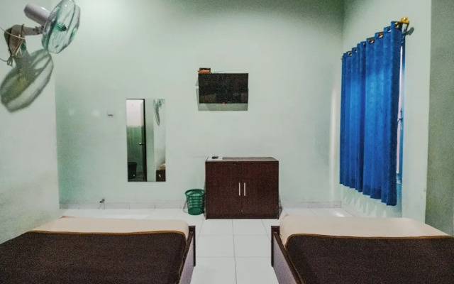 Hotel Mega Dana