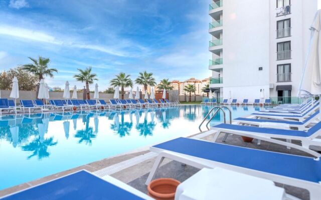 Lavia Hotels Lara