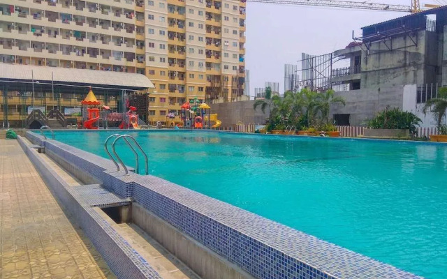 Comfort And Cozy 1Br At Teluk Intan Apartment