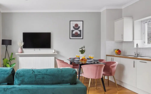 Westminster Charm - 2BR with Style