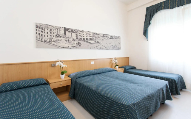 Hotel Marina