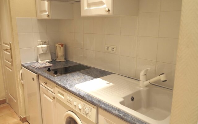 Studio Commandant André 12