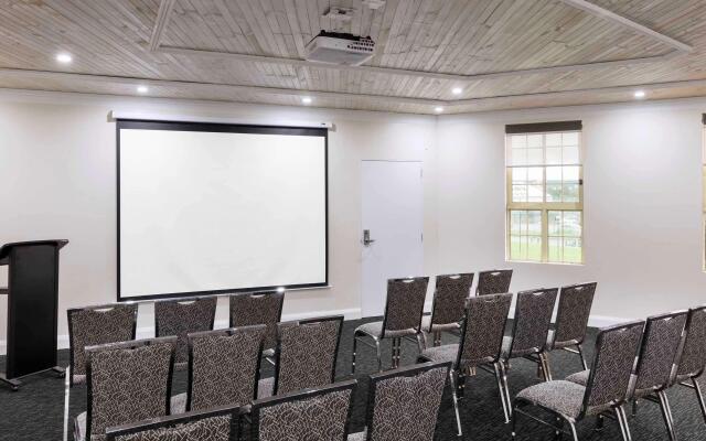 Mercure Goulburn