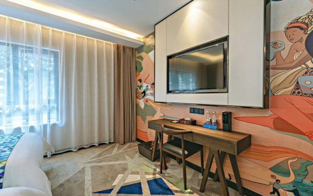 CHEERMAY HOTELS (Guangzhou Pazhou Exhibition Center Chigang Metro Station)