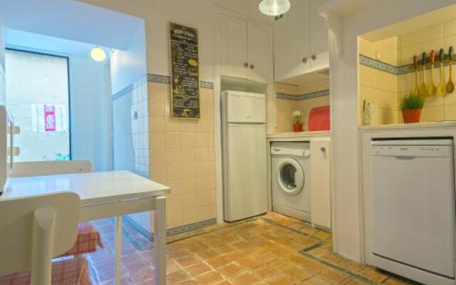 Passport Lisbon - Bairro Alto Apartments