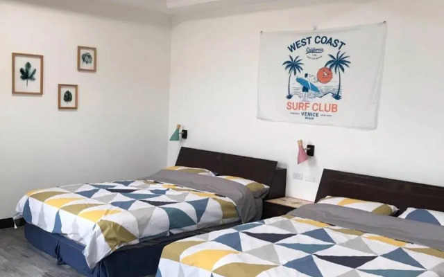 7 Hostel