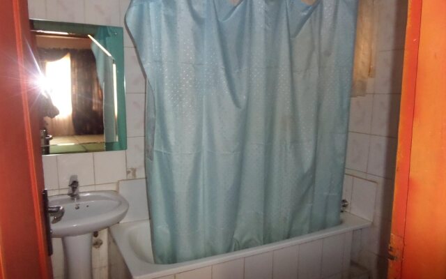 Aneio Hotel