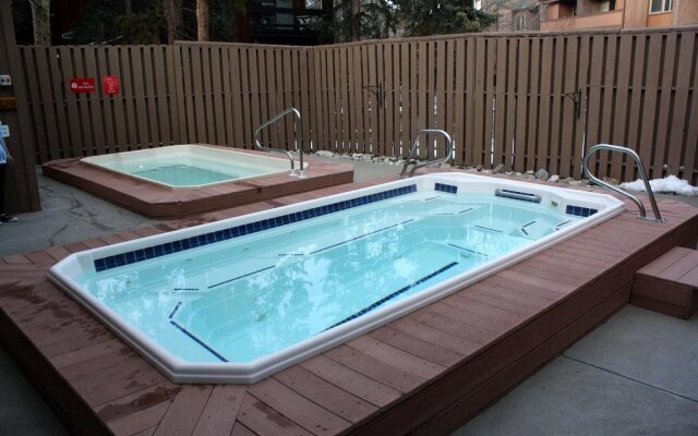 Mountainwood Condominium 103 - 2 BR